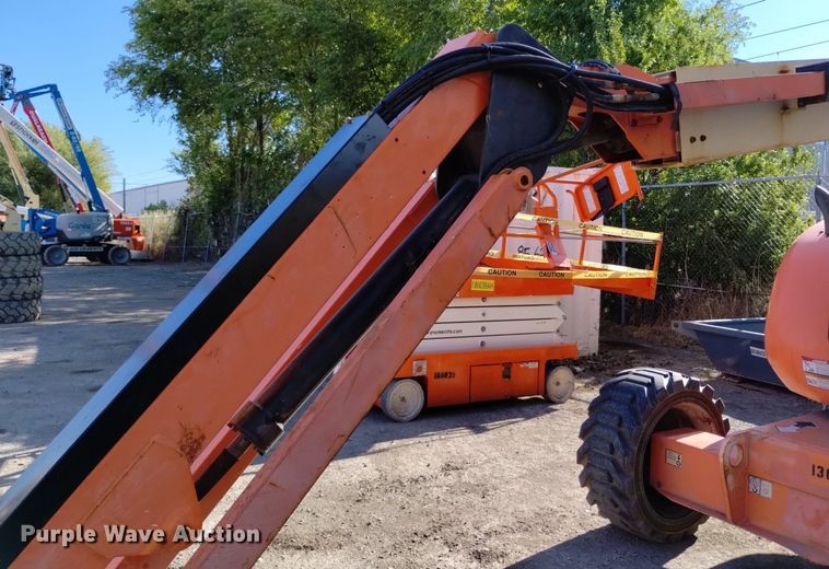 image for item DQ6153 2014 JLG 600AJ boom lift
