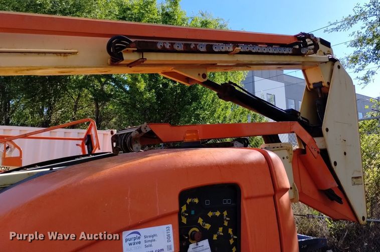 image for item DQ6153 2014 JLG 600AJ boom lift