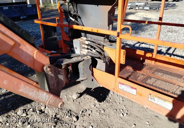 image for item DQ6153 2014 JLG 600AJ boom lift