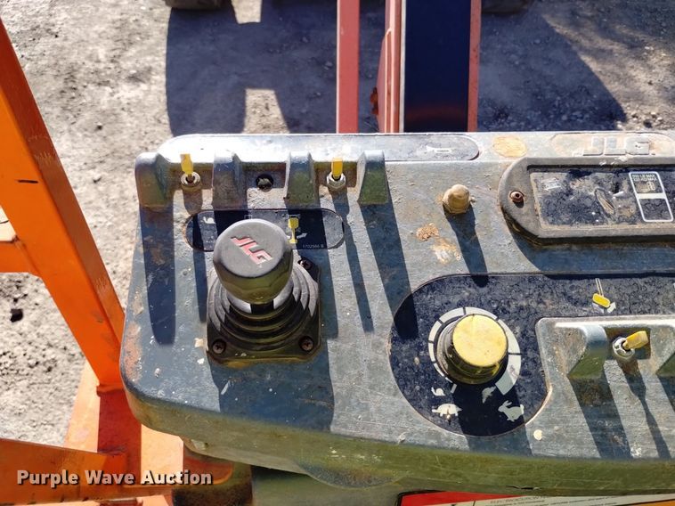 image for item DQ6153 2014 JLG 600AJ boom lift