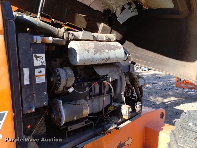 image for item DQ6153 2014 JLG 600AJ boom lift