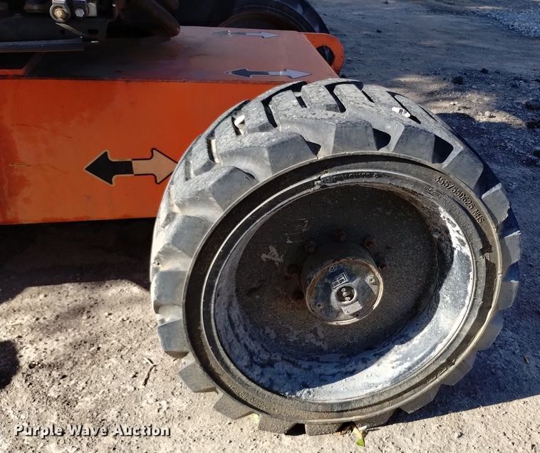 image for item DQ6153 2014 JLG 600AJ boom lift