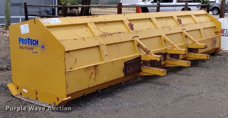 image for item DQ6155 Pro-Tech SP18L snow pusher
