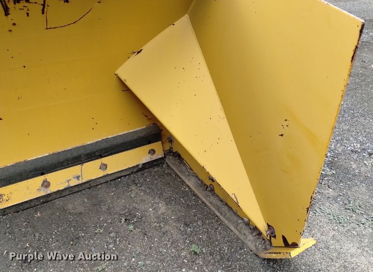 image for item DQ6155 Pro-Tech SP18L snow pusher