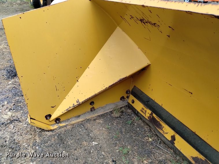 image for item DQ6155 Pro-Tech SP18L snow pusher