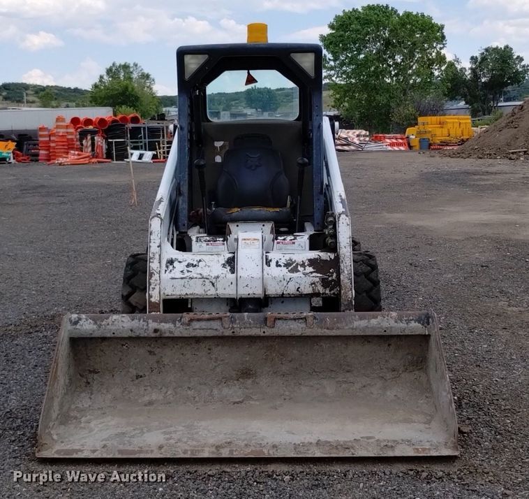 image for item DQ6158 2013 Bobcat S130 skid steer loader
