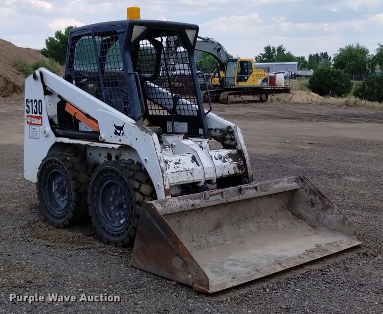image for item DQ6158 2013 Bobcat S130 skid steer loader