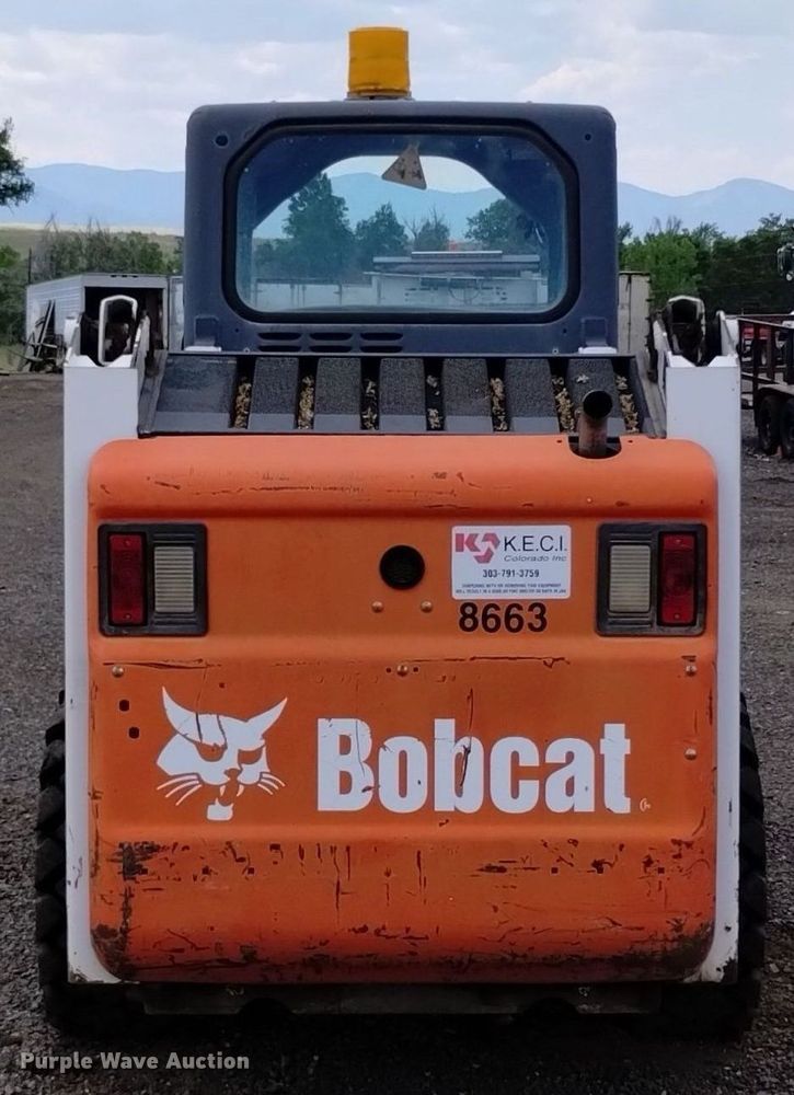 image for item DQ6158 2013 Bobcat S130 skid steer loader
