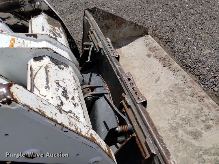 image for item DQ6158 2013 Bobcat S130 skid steer loader
