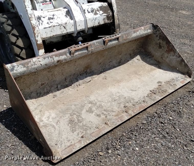 image for item DQ6158 2013 Bobcat S130 skid steer loader