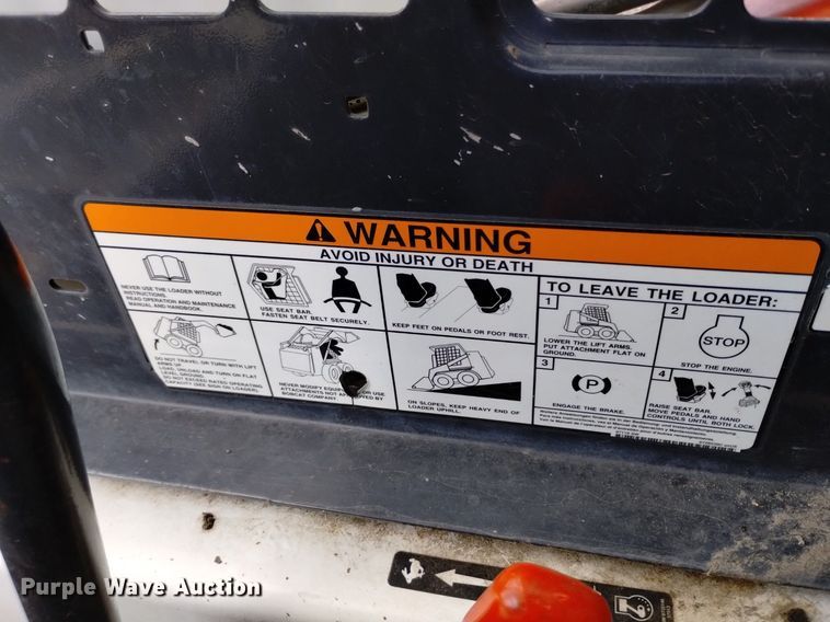 image for item DQ6158 2013 Bobcat S130 skid steer loader