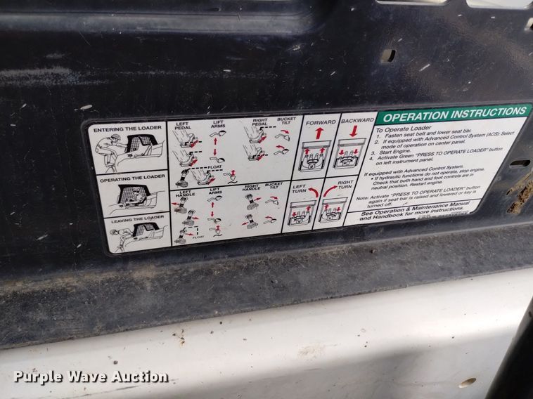 image for item DQ6158 2013 Bobcat S130 skid steer loader