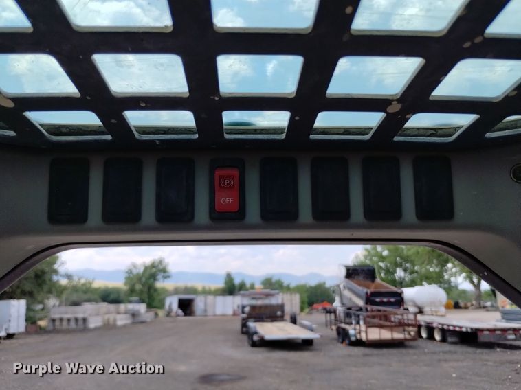 image for item DQ6158 2013 Bobcat S130 skid steer loader