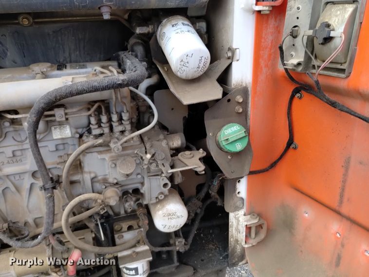 image for item DQ6158 2013 Bobcat S130 skid steer loader