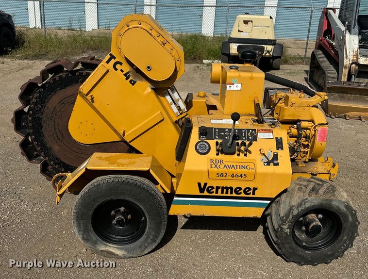 image for item DQ6764 1998 Vermeer TC4A trench compactor