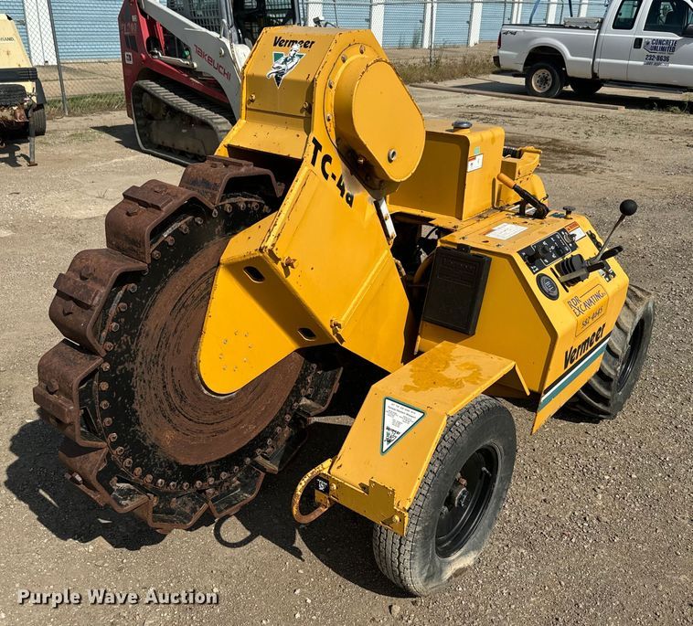 image for item DQ6764 1998 Vermeer TC4A trench compactor