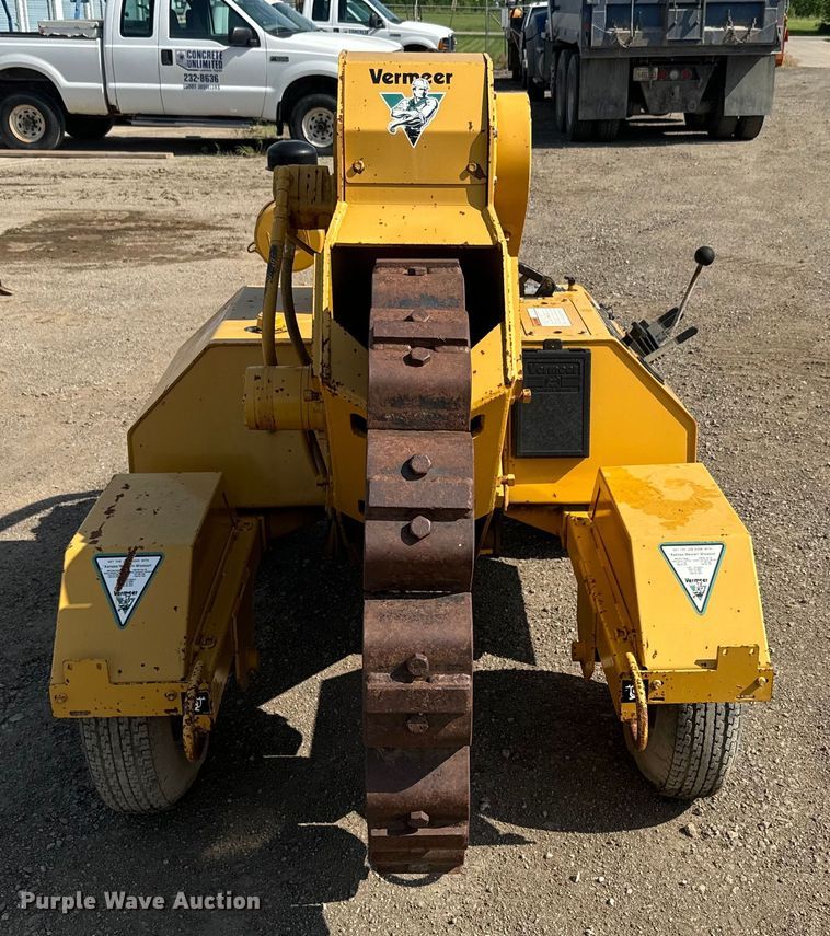 image for item DQ6764 1998 Vermeer TC4A trench compactor