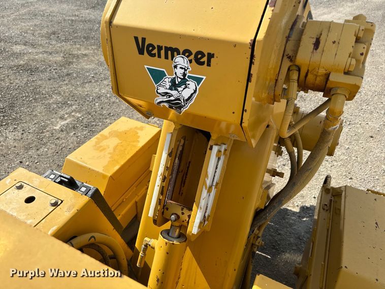 image for item DQ6764 1998 Vermeer TC4A trench compactor