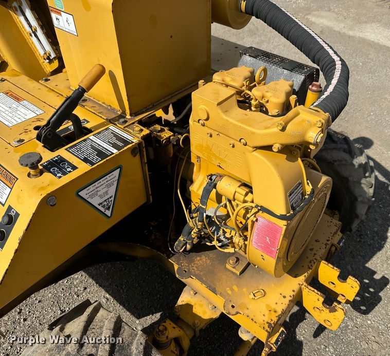 image for item DQ6764 1998 Vermeer TC4A trench compactor