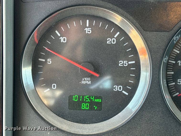 image for item DQ6766 2013 Kenworth  W900 semi truck