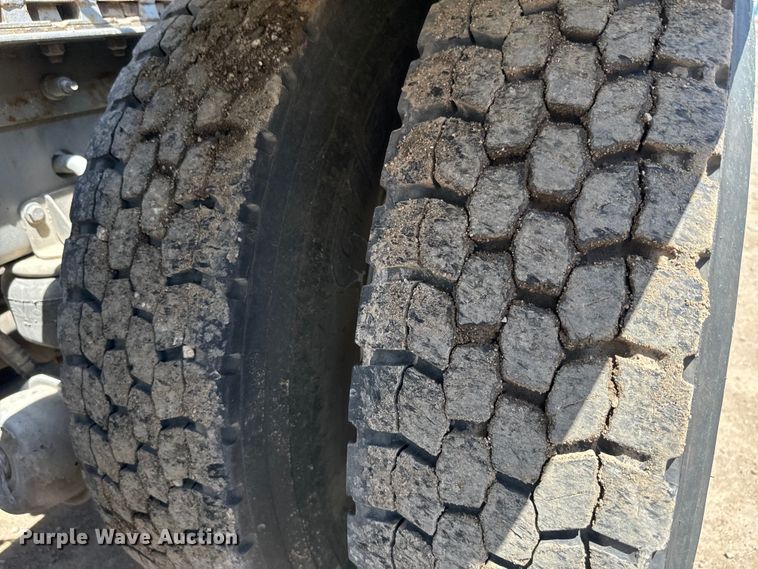 image for item DQ6766 2013 Kenworth  W900 semi truck