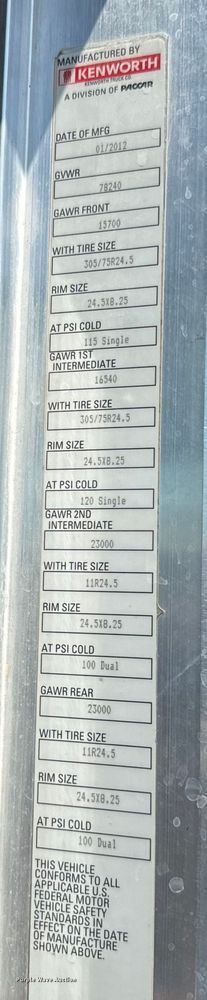 image for item DQ6766 2013 Kenworth  W900 semi truck