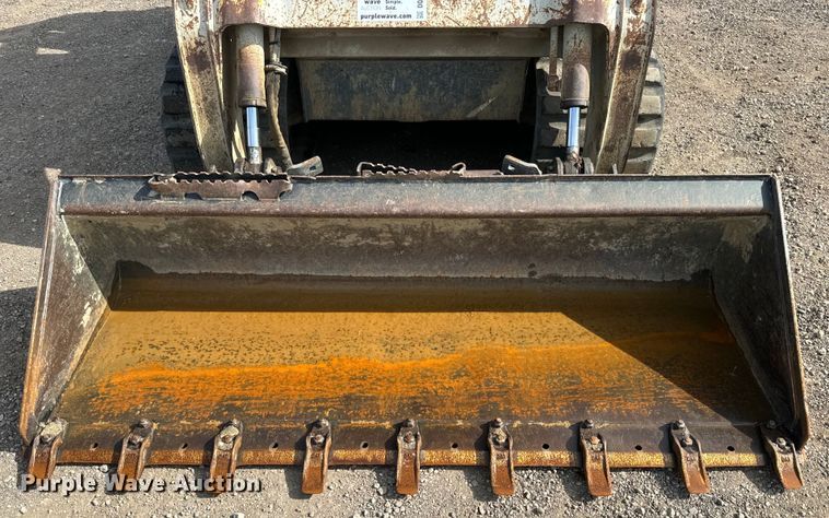 image for item DQ6768 2012 Takeuchi TL240 tracked skid steer loader