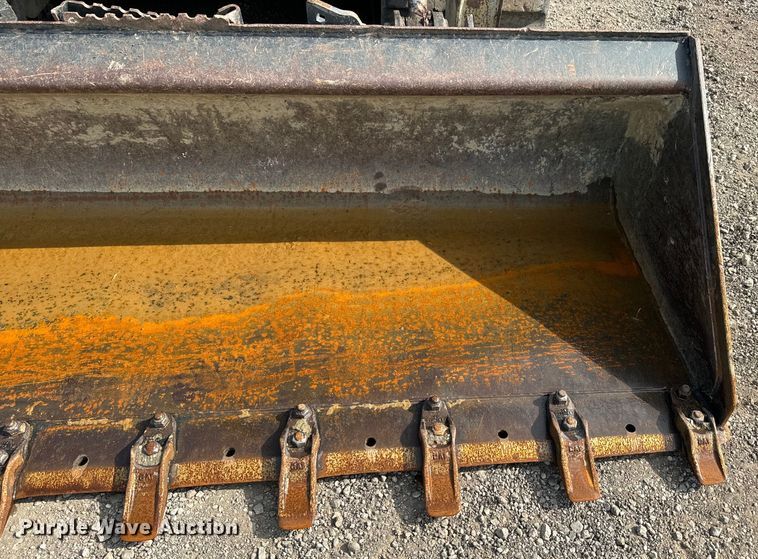 image for item DQ6768 2012 Takeuchi TL240 tracked skid steer loader