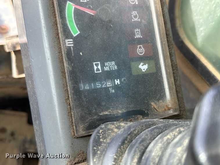 image for item DQ6768 2012 Takeuchi TL240 tracked skid steer loader