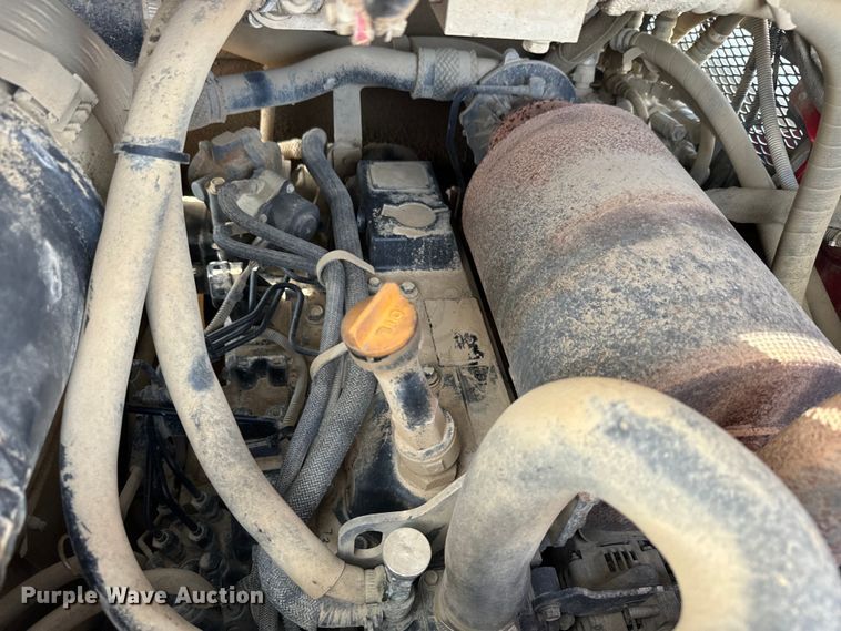 image for item DQ6768 2012 Takeuchi TL240 tracked skid steer loader