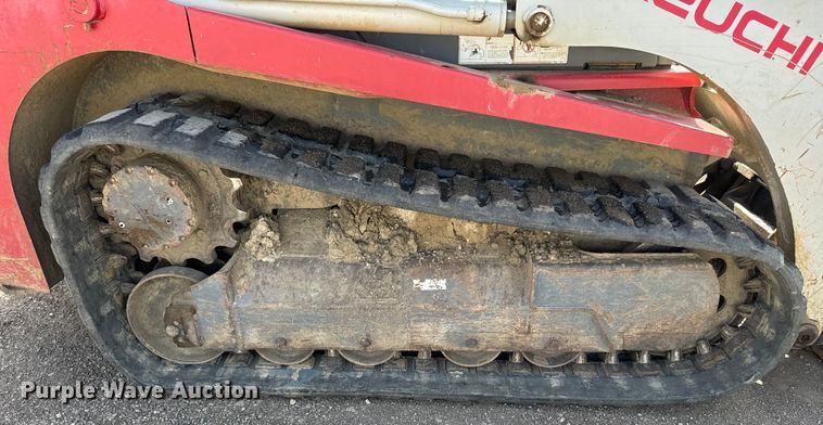 image for item DQ6768 2012 Takeuchi TL240 tracked skid steer loader