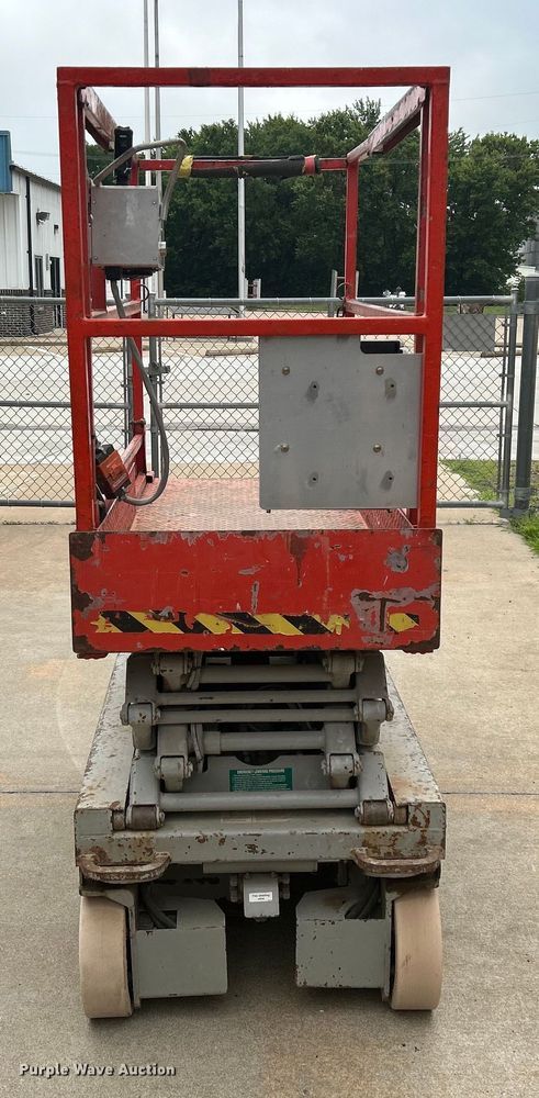 image for item DQ6805 Skyjack SJIII 3219 scissor lift