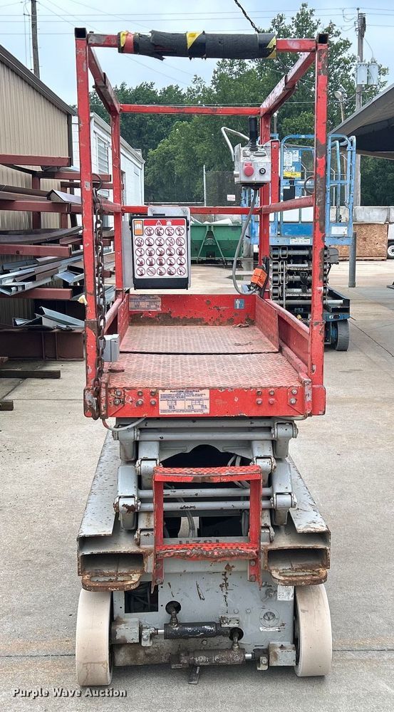 image for item DQ6805 Skyjack SJIII 3219 scissor lift