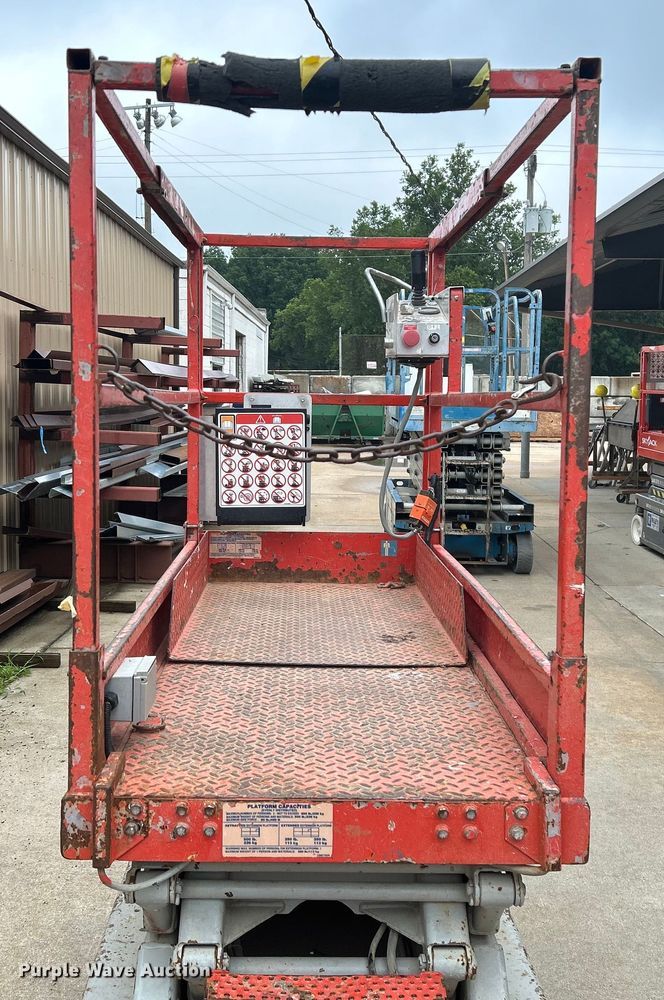 image for item DQ6805 Skyjack SJIII 3219 scissor lift