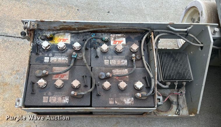 image for item DQ6805 Skyjack SJIII 3219 scissor lift