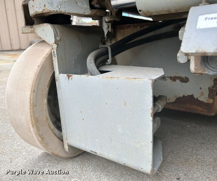 image for item DQ6805 Skyjack SJIII 3219 scissor lift