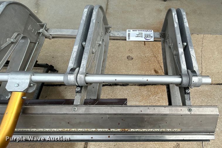 image for item DQ6806 Van Mark IM125 metal master