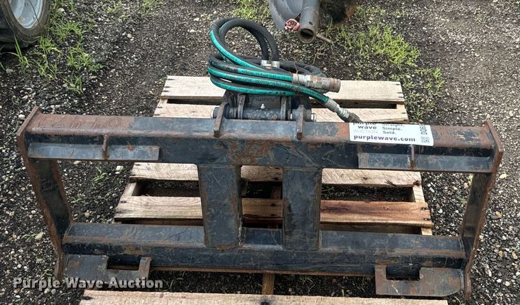 image for item DQ6807 Caterpillar  A19B skid steer auger