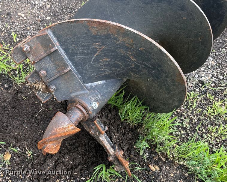 image for item DQ6807 Caterpillar  A19B skid steer auger