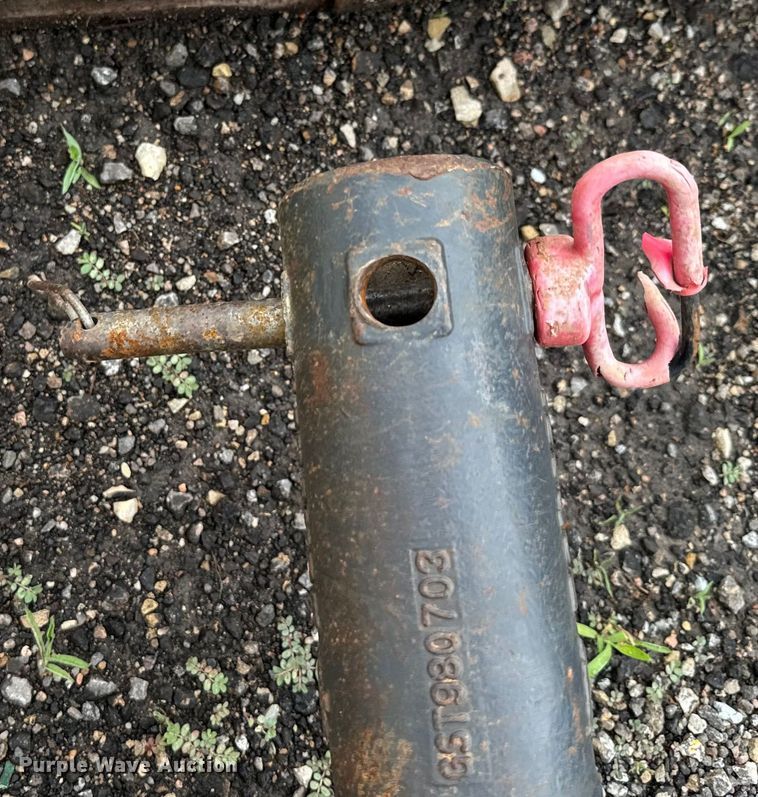 image for item DQ6807 Caterpillar  A19B skid steer auger