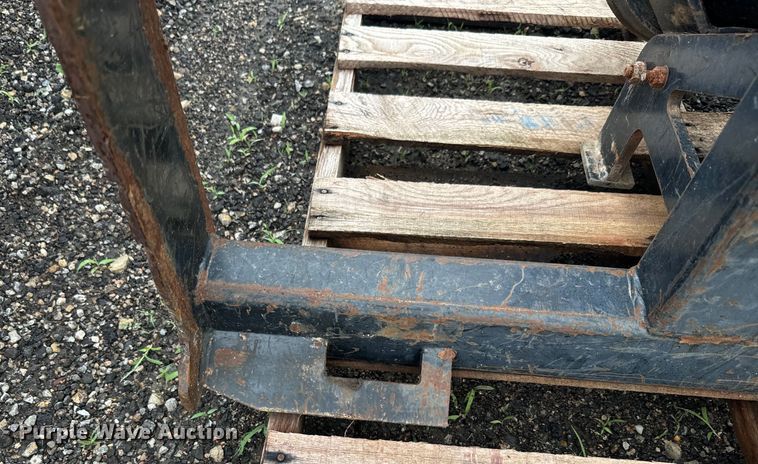 image for item DQ6807 Caterpillar  A19B skid steer auger