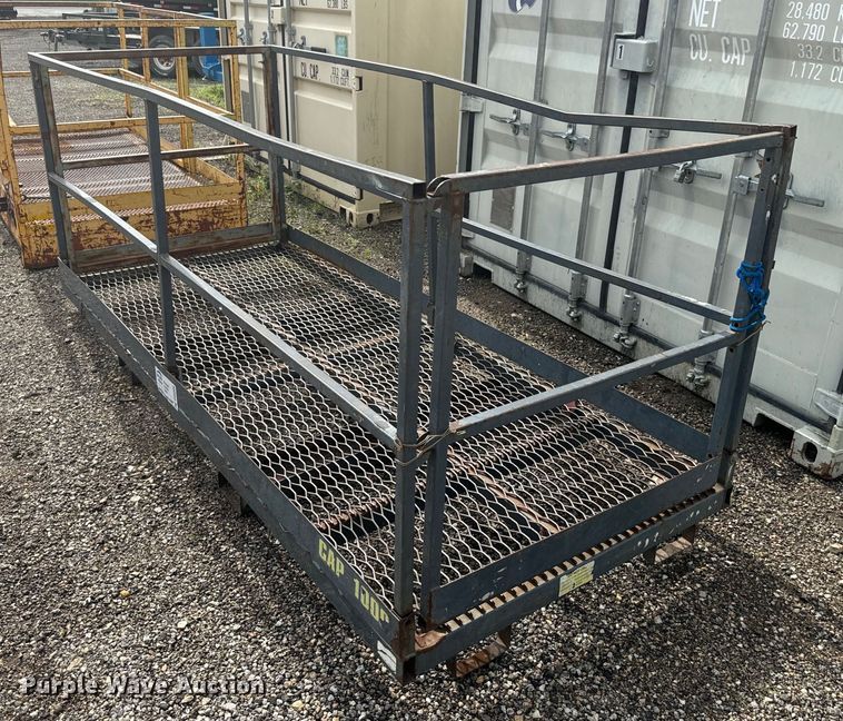 image for item DQ6809 Man basket