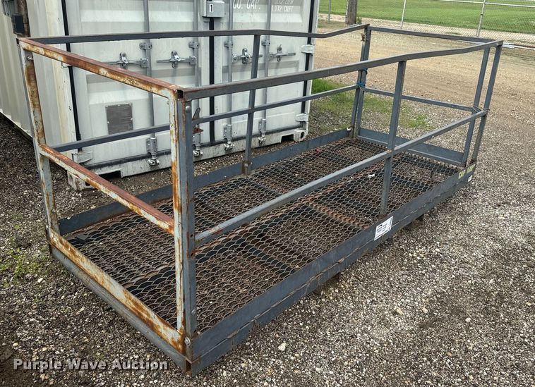 image for item DQ6809 Man basket