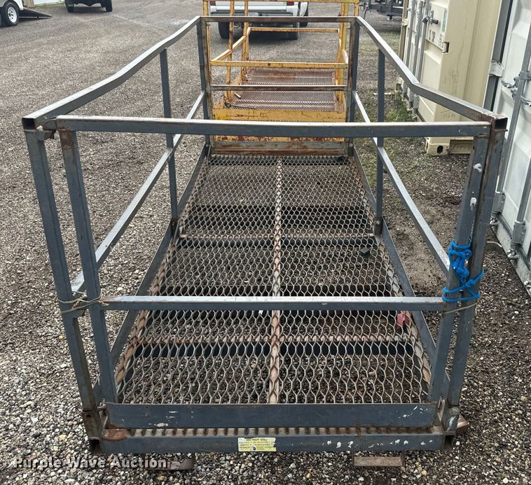 image for item DQ6809 Man basket