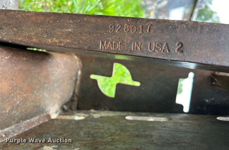 image for item DQ6810 Skid steer forks