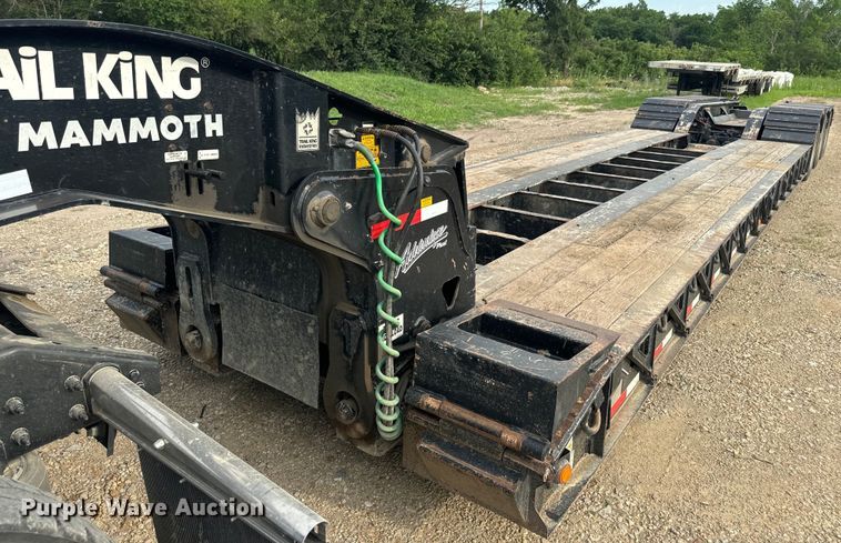 image for item DQ6818 2018 Trail King lowboy equipment trailer