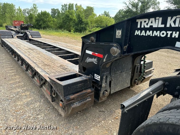 image for item DQ6818 2018 Trail King lowboy equipment trailer