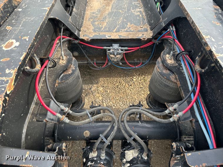 image for item DQ6818 2018 Trail King lowboy equipment trailer