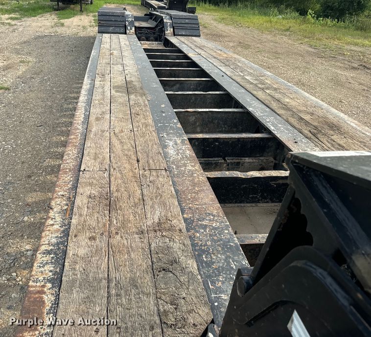 image for item DQ6818 2018 Trail King lowboy equipment trailer