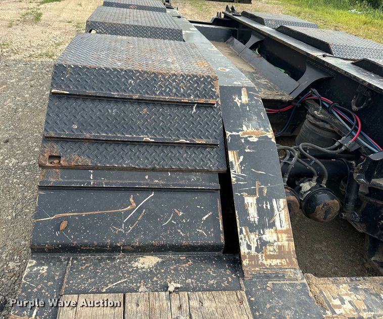 image for item DQ6818 2018 Trail King lowboy equipment trailer